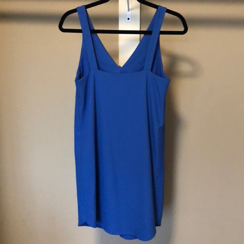 Banana Republic sheath dress with tulip hem - Picture 3 of 5